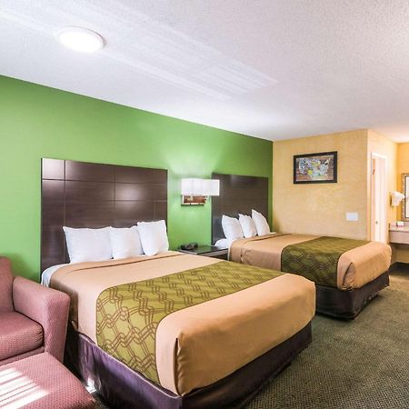 Econo Lodge Hesperia - Victorville I-15 Bagian luar foto