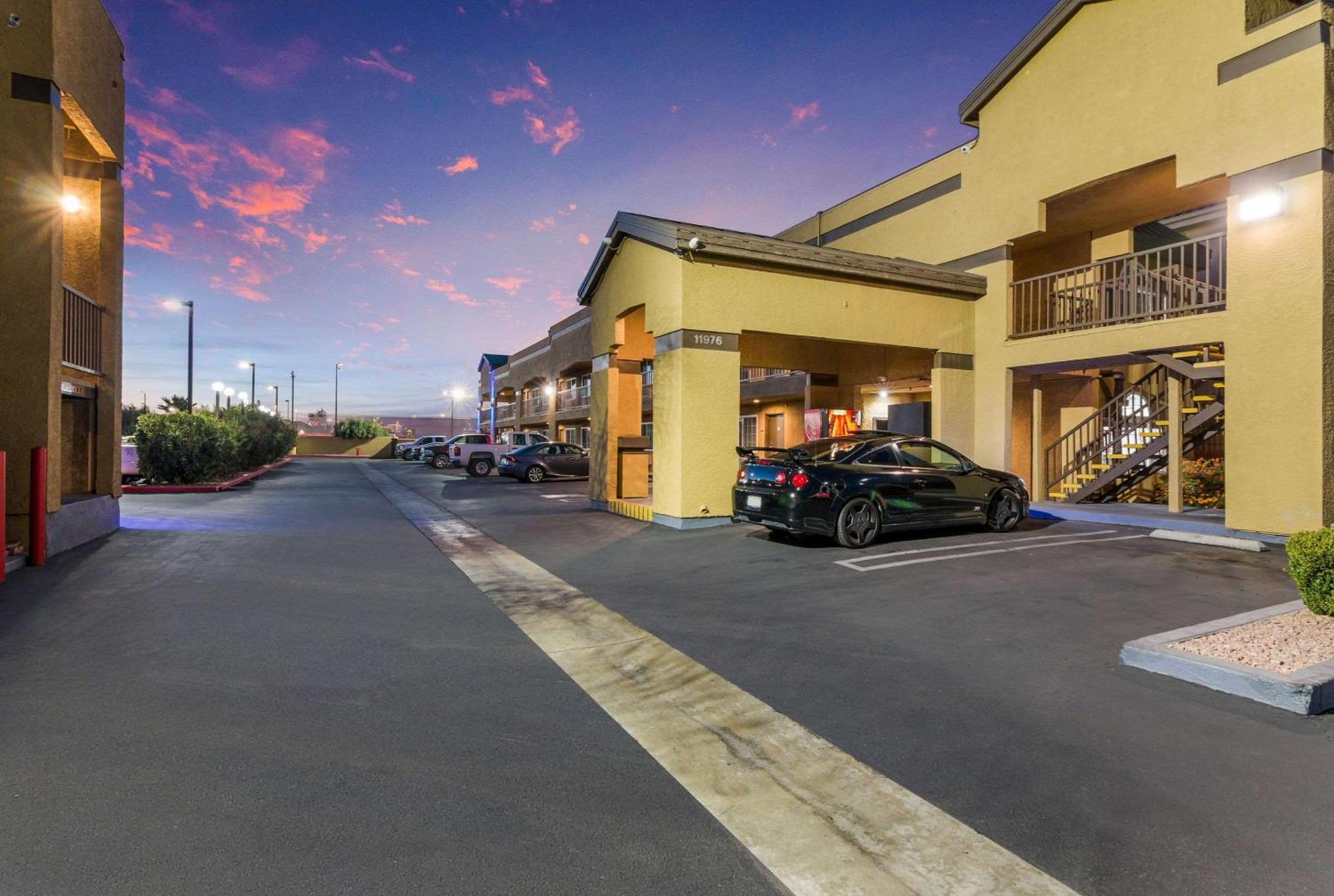 Econo Lodge Hesperia - Victorville I-15 Bagian luar foto