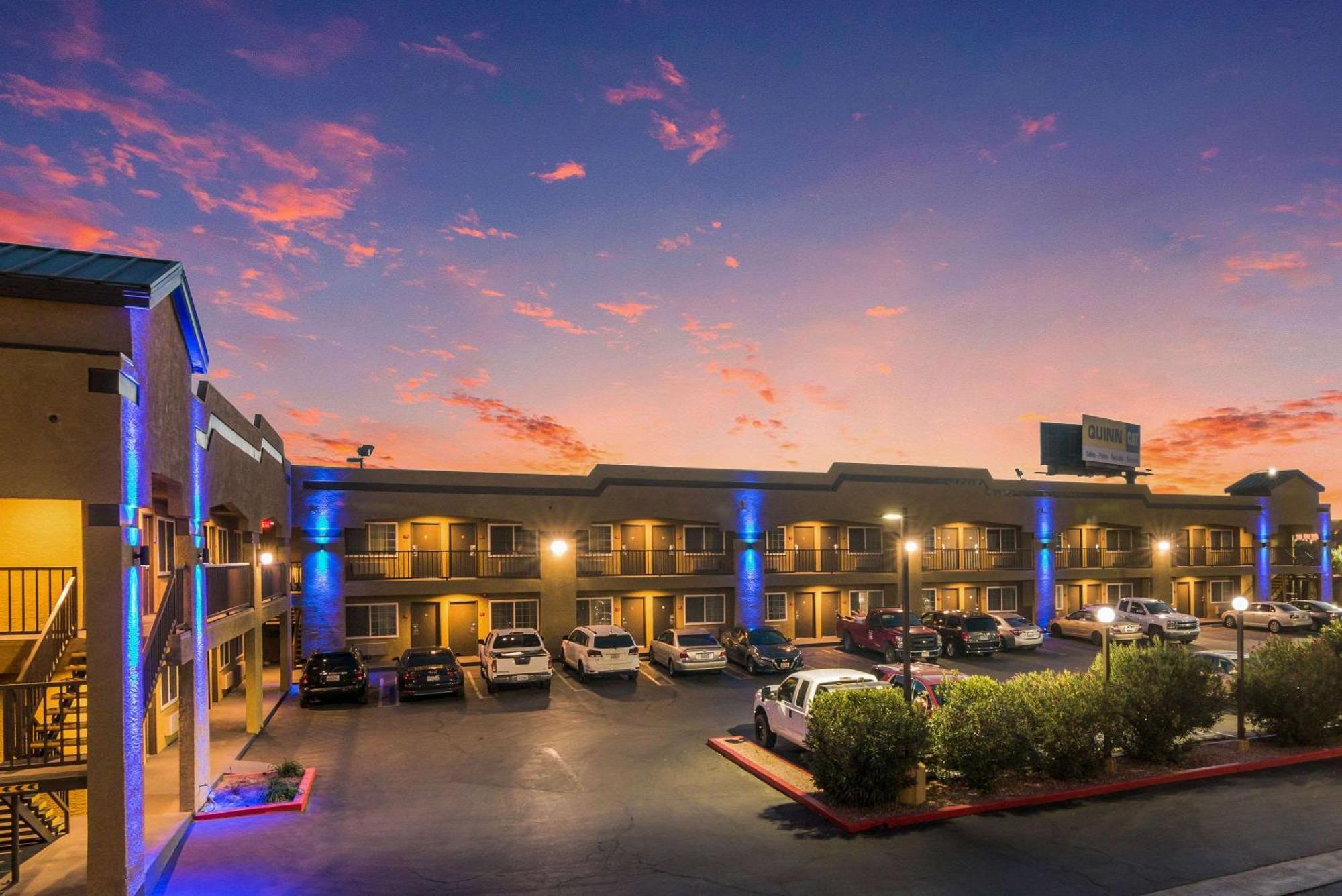 Econo Lodge Hesperia - Victorville I-15 Bagian luar foto