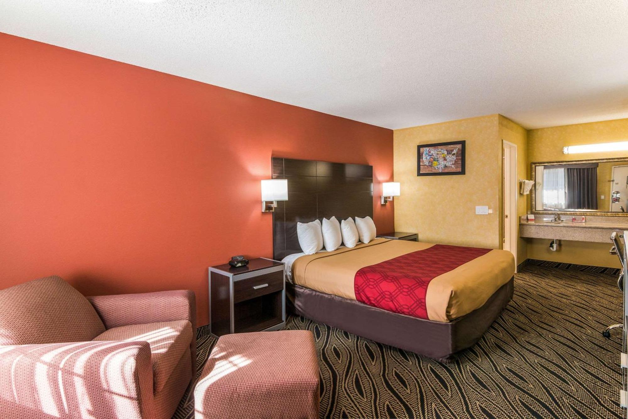 Econo Lodge Hesperia - Victorville I-15 Bagian luar foto