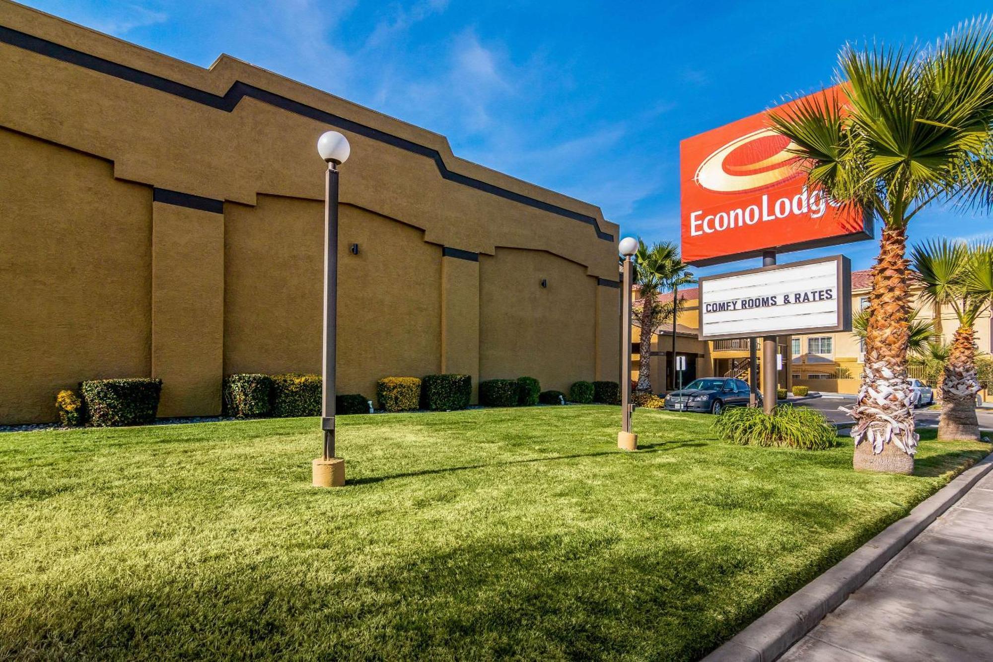 Econo Lodge Hesperia - Victorville I-15 Bagian luar foto